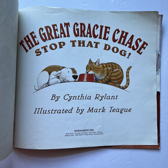 Set Of 2 Childrens Story Books Dogs Dont Wear Sneakers The Great Gracie Chase - Picture 9 of 12